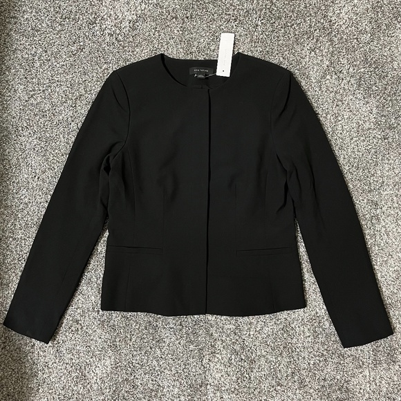 Ann Taylor Jackets & Blazers - Ann Taylor Black Collarless Blazer